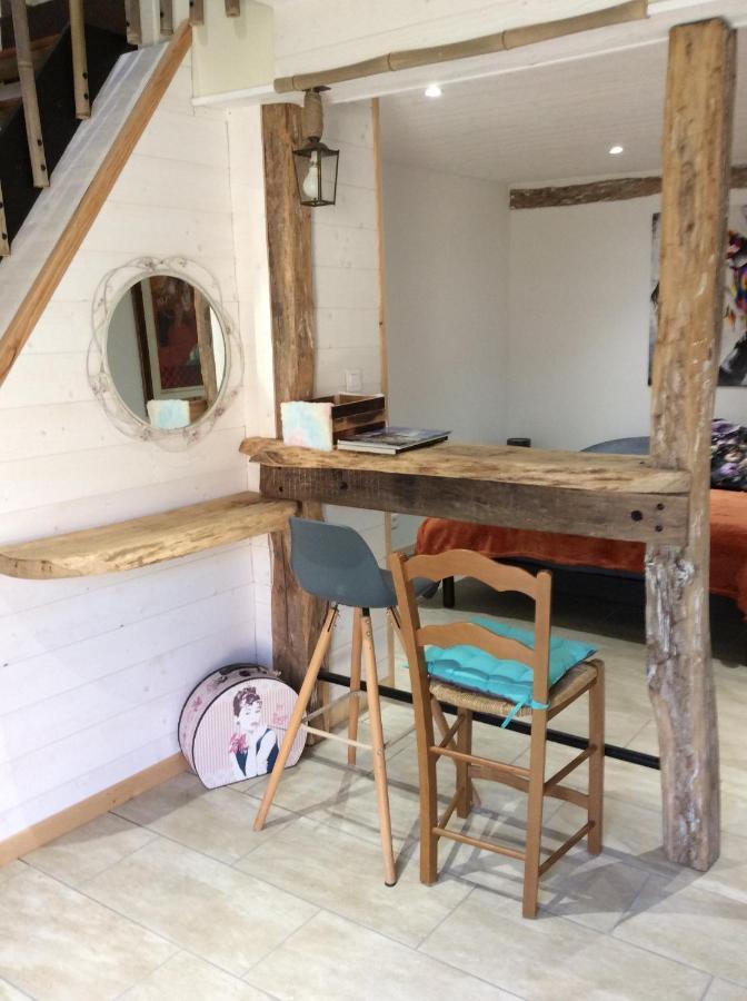 Hotel Le Moulin de Gâteau à Saint-Pierre-les-Etieux Extérieur photo